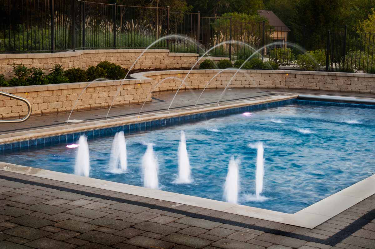 Bubblers and Deck Jets by Alonso Aquatics | Orlando's Premier Pool & Spa Builder | Alonso Aquatics, LLC. | AlonosoAquaticsPools.com