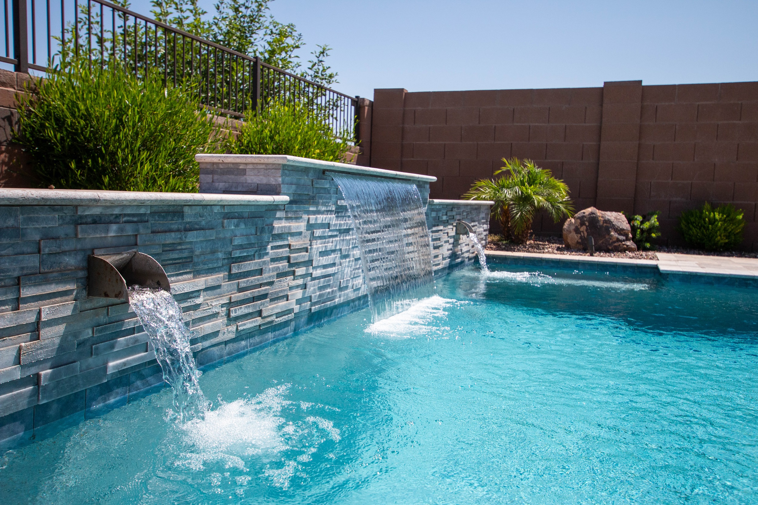 Custom Pool Water Features Firepits by Alonso Aquatics | Orlando's Premier Pool & Spa Builder | Alonso Aquatics, LLC. | AlonosoAquaticsPools.com